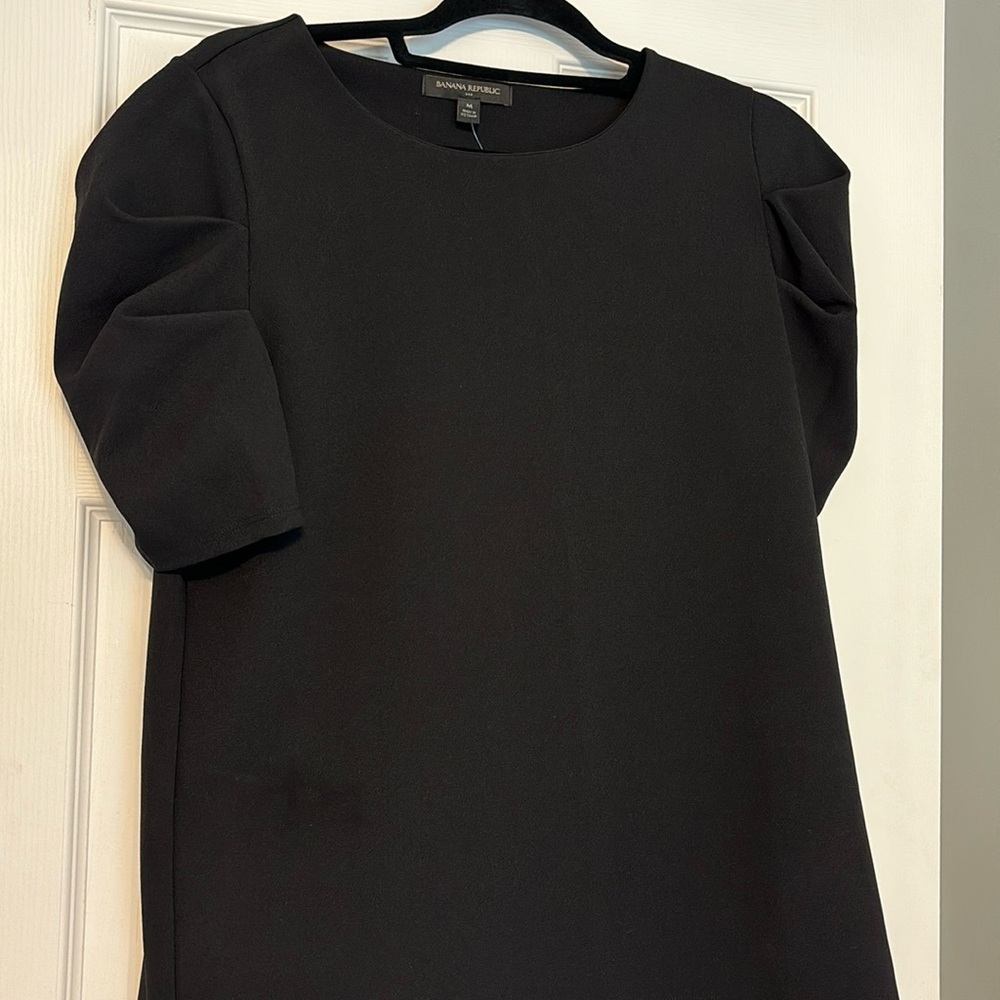 Short sleeve blouse with puff sleeves